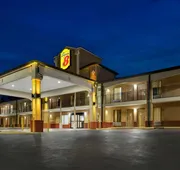 Super 8 by Wyndham Pearl/Jackson Airport hotel detail image 3