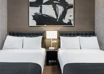 Park West Hotel (CLOSED) hotel thumbnail 6