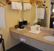Days Inn by Wyndham Jacksonville NC hotel detail image 3