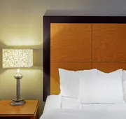 La Quinta Inn & Suites by Wyndham Harrisburg Airport Hershey hotel detail image 7