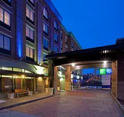Holiday Inn Express Hotel & Suites Pittsburgh-South Side by IHG hotel detail image 3