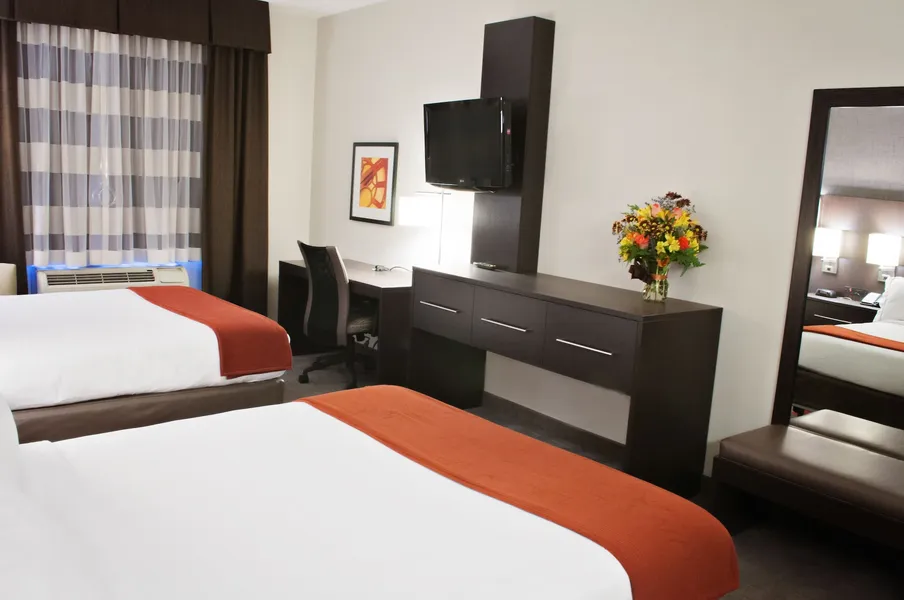 Holiday Inn Express Hotel & Suites Pittsburgh-South Side by IHG hotel detail image 6
