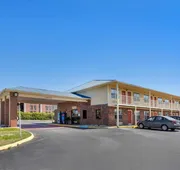 Econo Lodge Athens I-75 hotel detail image 3