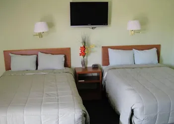 Broadway Inn Yankton hotel thumbnail 4