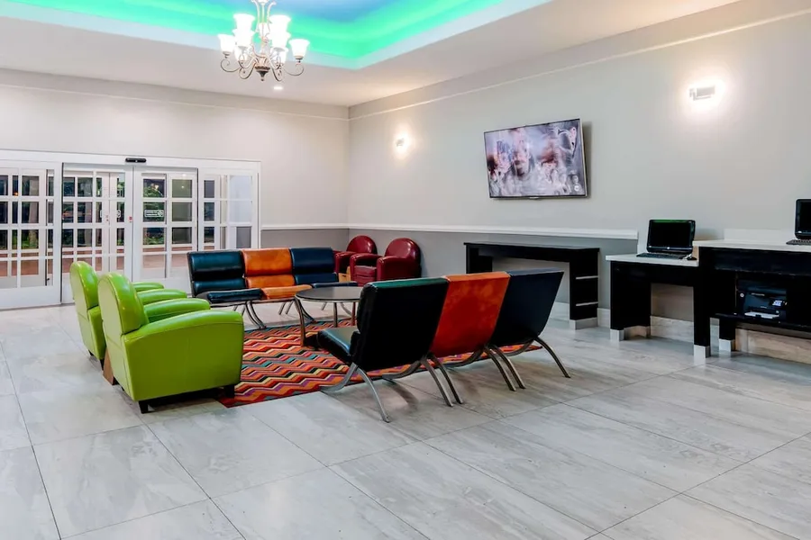 La Quinta Inn & Suites by Wyndham Alamo - McAllen East hotel detail image 6