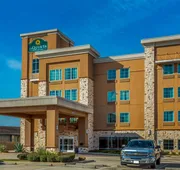 La Quinta Inn & Suites by Wyndham Houston Humble Atascocita hotel detail image 3