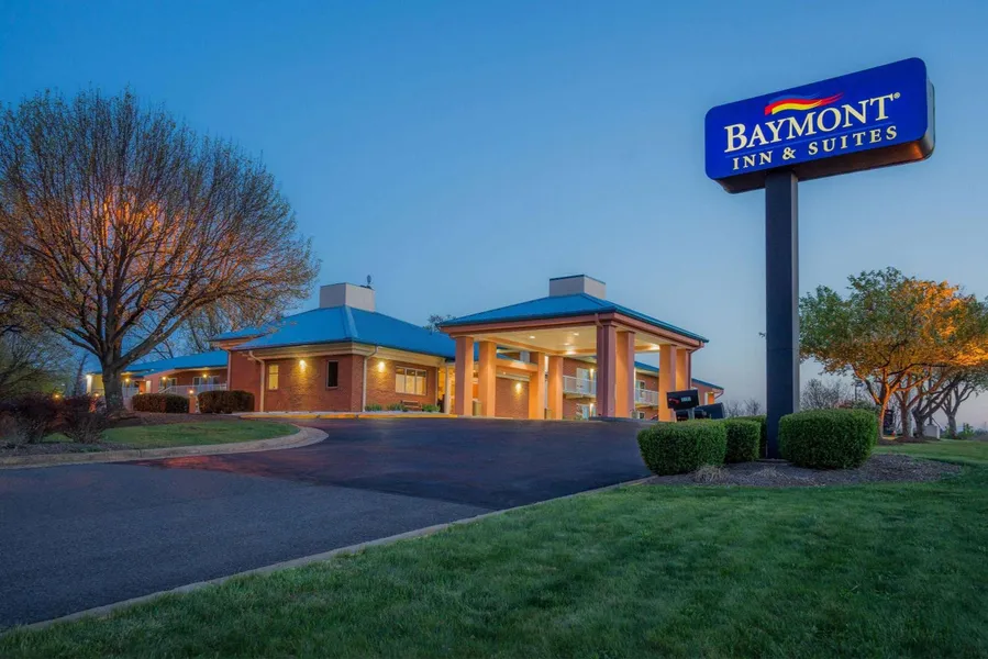 Baymont by Wyndham Warrenton hotel detail image 2