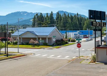 Riviera Inn Motel hotel thumbnail 6
