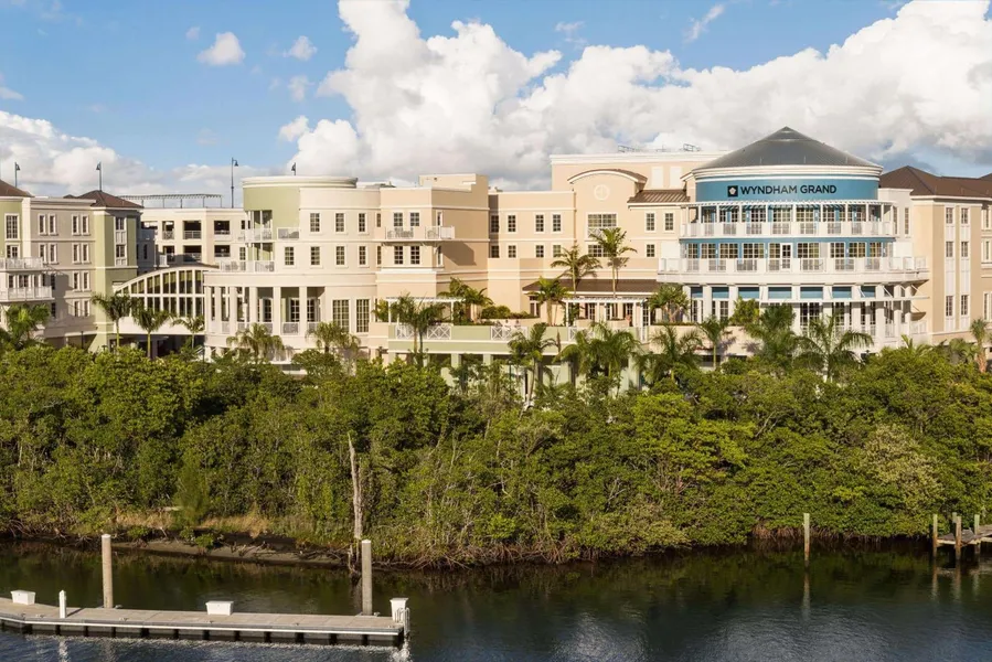 Wyndham Grand Jupiter at Harbourside Place hotel detail image 2
