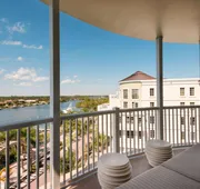 Wyndham Grand Jupiter at Harbourside Place hotel detail image 5