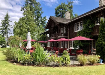 The Latch Inn hotel thumbnail 3