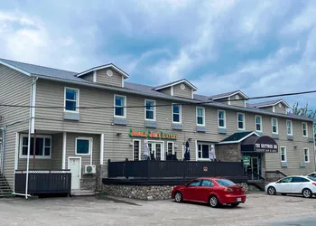 Driftwood Inn hotel thumbnail 6