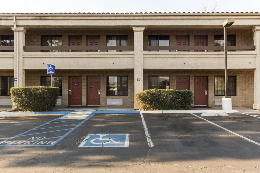 Premier Inns Thousand Oaks hotel detail image 6