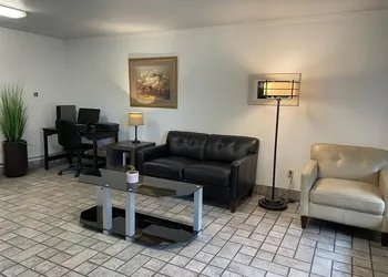 Premier Inns Thousand Oaks hotel thumbnail 8