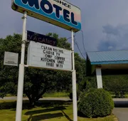 Monashee Motel hotel detail image 3