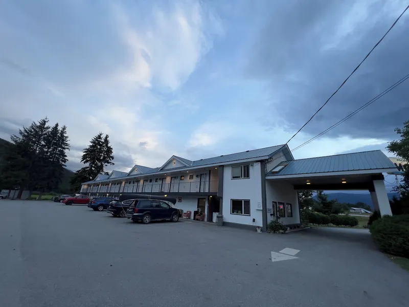 Monashee Motel hotel detail image 6
