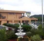 Scottish Inn Knoxville hotel detail image 7