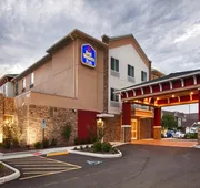 Best Western Plus Boardman Inn & Suites hotel detail image 3