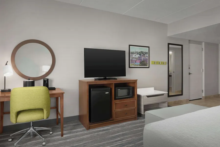 Hampton Inn & Suites Lynchburg hotel detail image 6