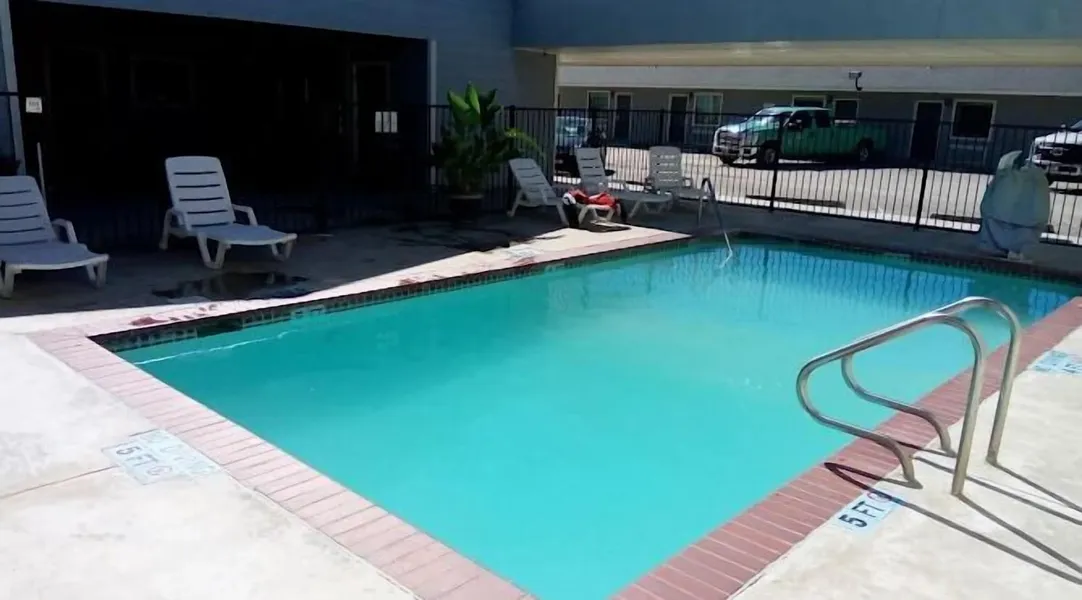 Southern Inn & Suites hotel detail image 2