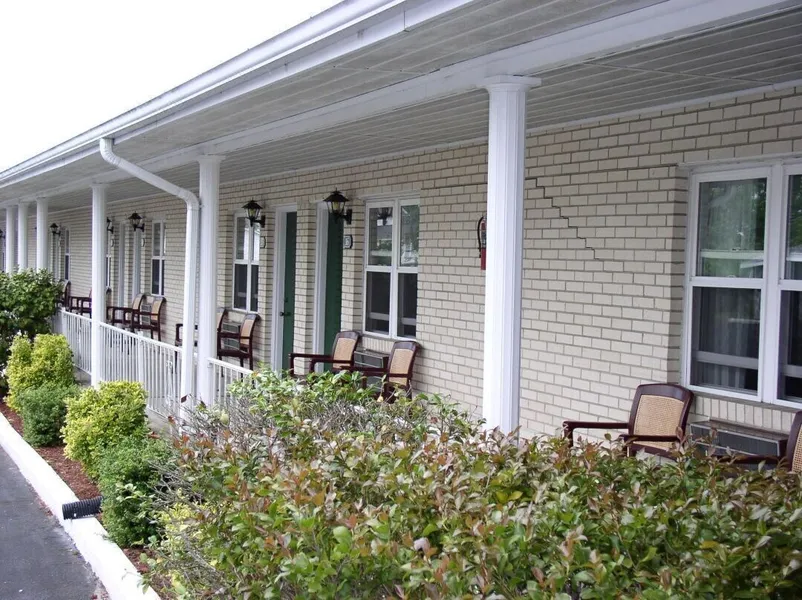 Birchwood Inn hotel detail image 2