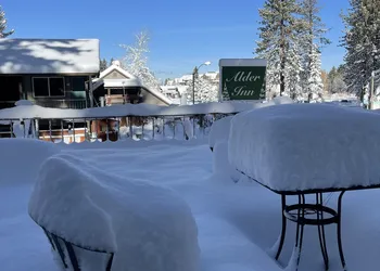 Alder Inn hotel thumbnail 3