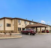 Quality Inn Sheboygan North I-43 hotel detail image 3