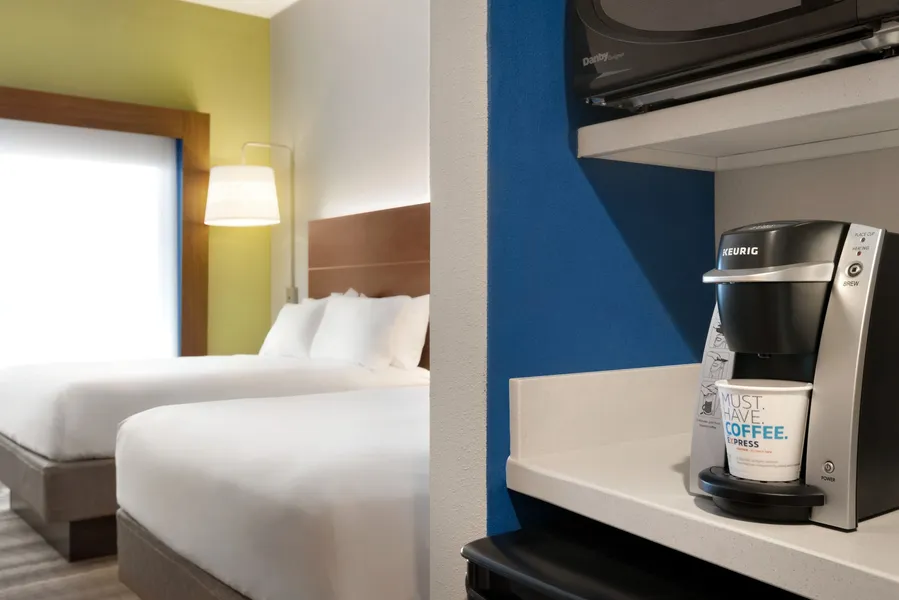 Holiday Inn Express & Suites-Cincinnati South - Wilder by IHG hotel detail image 6