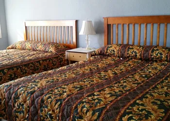Laura Lodge hotel thumbnail 8