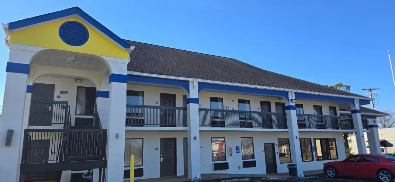 Days Inn by Wyndham Elberton hotel detail image 2