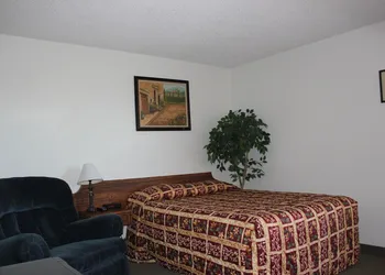 Amber Inn Motel hotel thumbnail 7