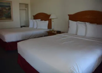 Pacific Sunset Inn hotel thumbnail 8