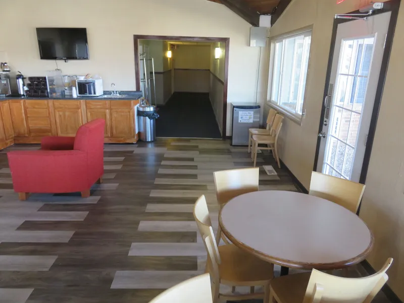 Americas Best Value Inn Story City hotel detail image 2