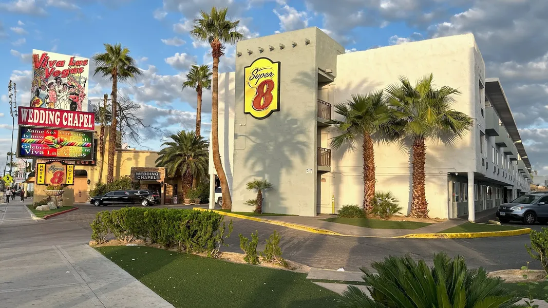 Super 8 by Wyndham Las Vegas North Strip/Fremont St. Area hotel detail image 2