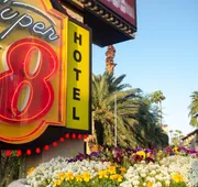 Super 8 by Wyndham Las Vegas North Strip/Fremont St. Area hotel detail image 3