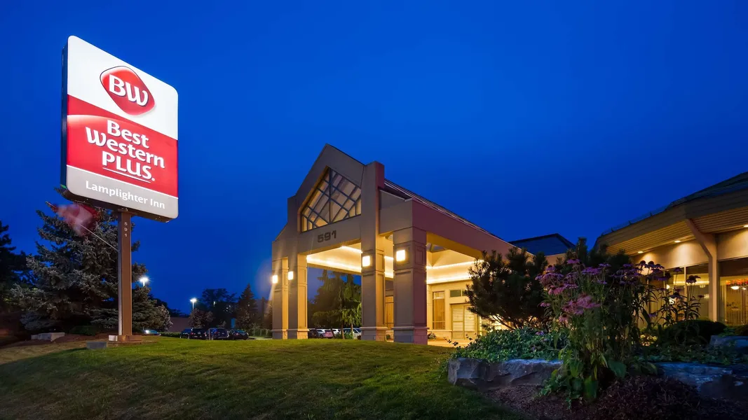 Best Western Plus Lamplighter Inn & Conference Centre hotel detail image 2