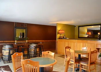 Reid Ridge Lodge hotel thumbnail 7
