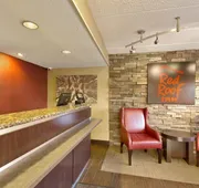 Red Roof Inn Detroit - Roseville/ St Clair Shores hotel detail image 3