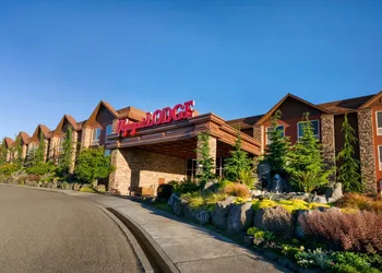 Olympic Lodge by Ayres hotel thumbnail 3