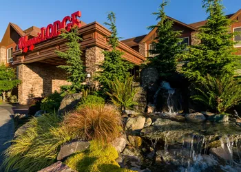 Olympic Lodge by Ayres hotel thumbnail 4