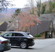 Chalet Inn hotel detail image 5