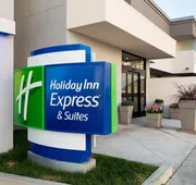Holiday Inn Express & Suites Los Angeles Downtown West by IHG hotel detail image 3