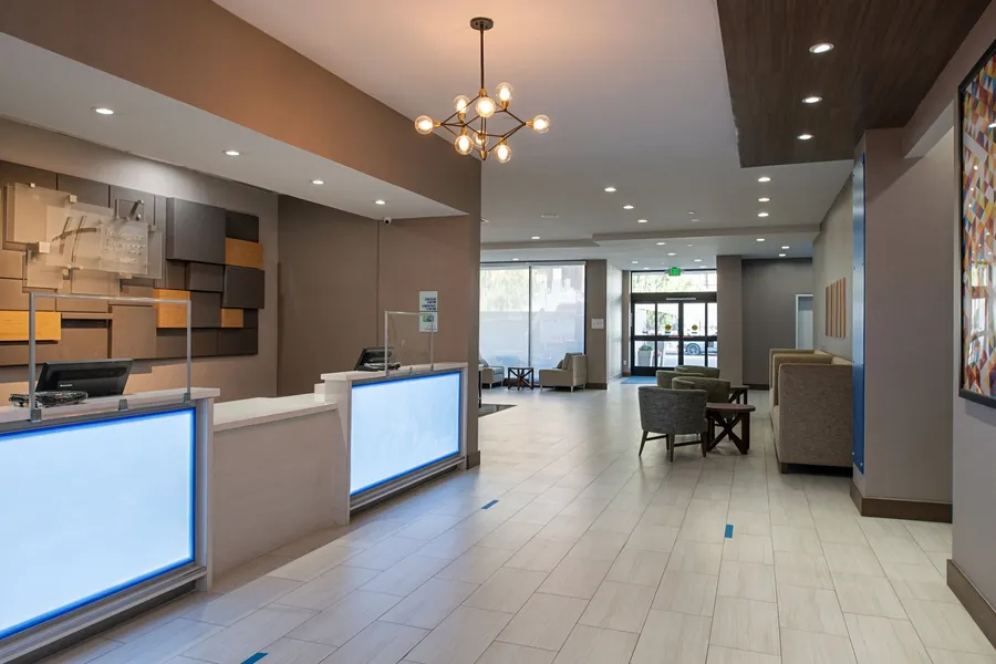 Holiday Inn Express & Suites Los Angeles Downtown West by IHG hotel detail image 6