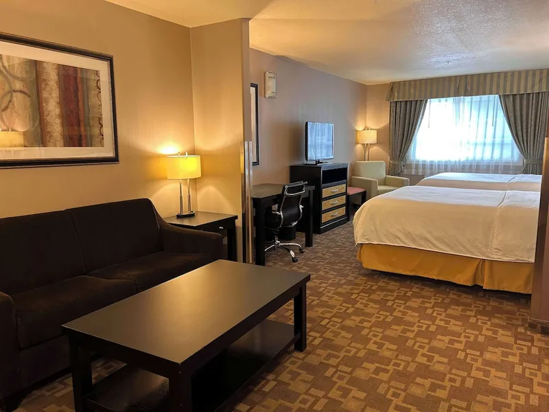 Hotel Dawson Creek, SureStay Collection By Best Western hotel detail image 2