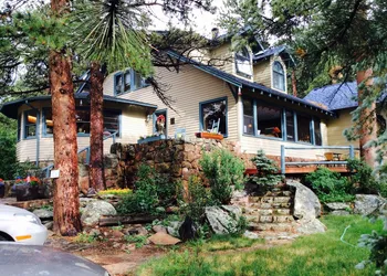 Riversong Inn Retreat hotel thumbnail 2