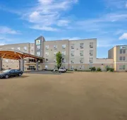 Home Inn and Suites Lloydminster hotel detail image 4