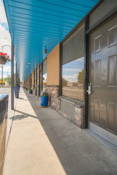 Blue Lakes Inn & Extended Stay hotel detail image 6