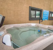 Blue Lakes Inn & Extended Stay hotel detail image 7