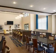 Hampton Inn & Suites Lavonia hotel detail image 4