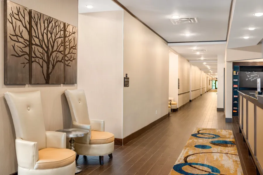 Hampton Inn & Suites Lavonia hotel detail image 6